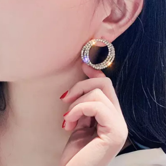 🤍18K white gold plated shiny circle earrings - Picture 4 of 4